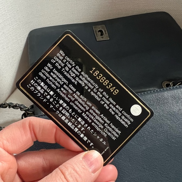 Chanel Black and blue Quilted Shoulder Bag - Picture 11 of 16